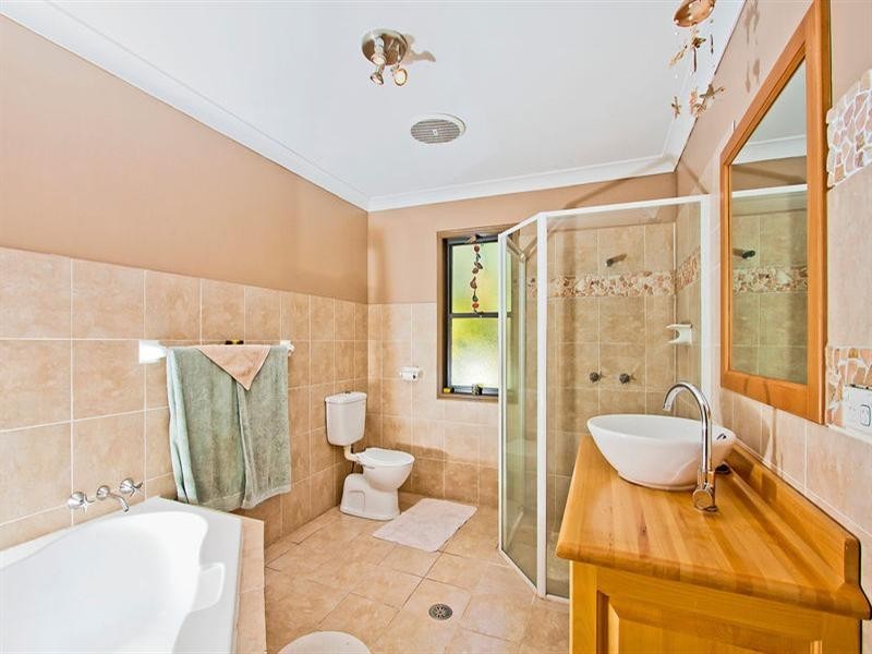 130 Peninsula Drive, Bilambil Heights NSW 2486