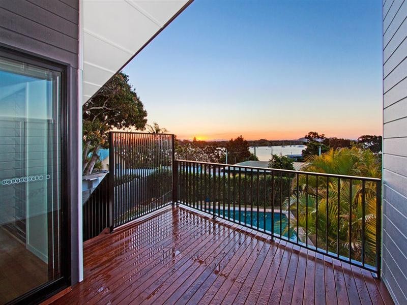 10 Chitticks Lane, Fingal Head NSW 2487