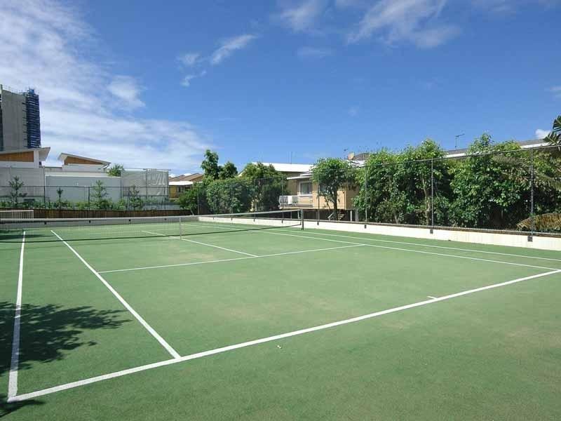 6 Coyne Street, Coolangatta QLD 4225