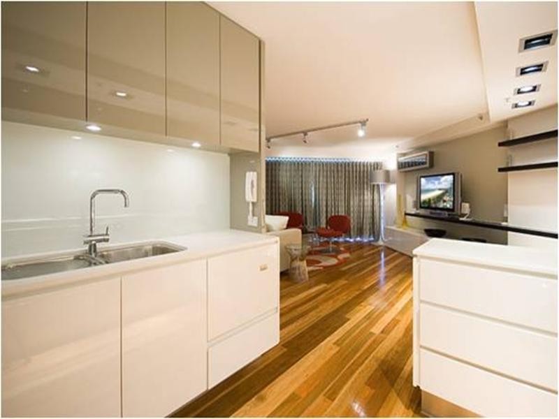 102/62 MARINE Parade, Coolangatta QLD 4225