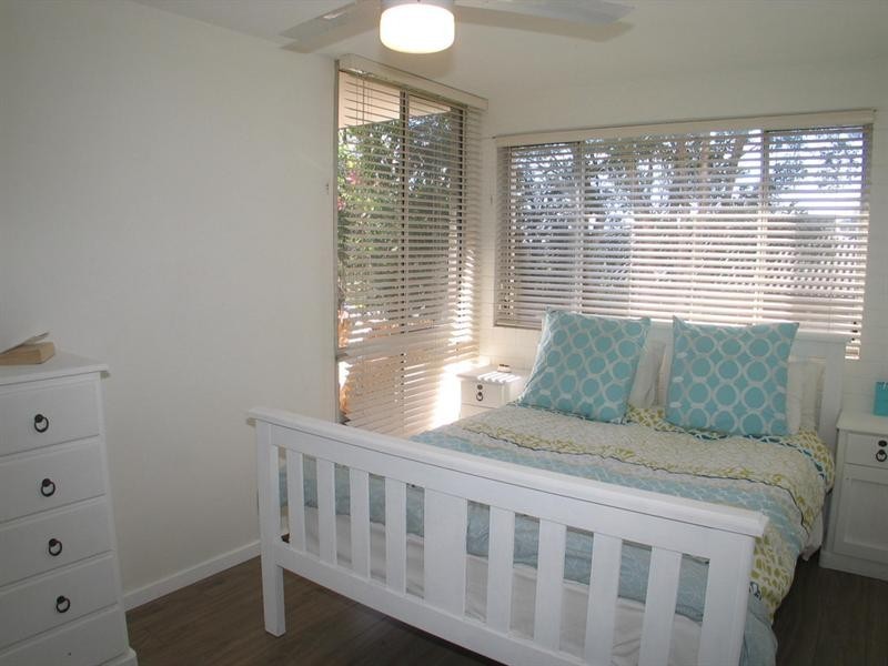 2/28 MILES Street, Coolangatta QLD 4225