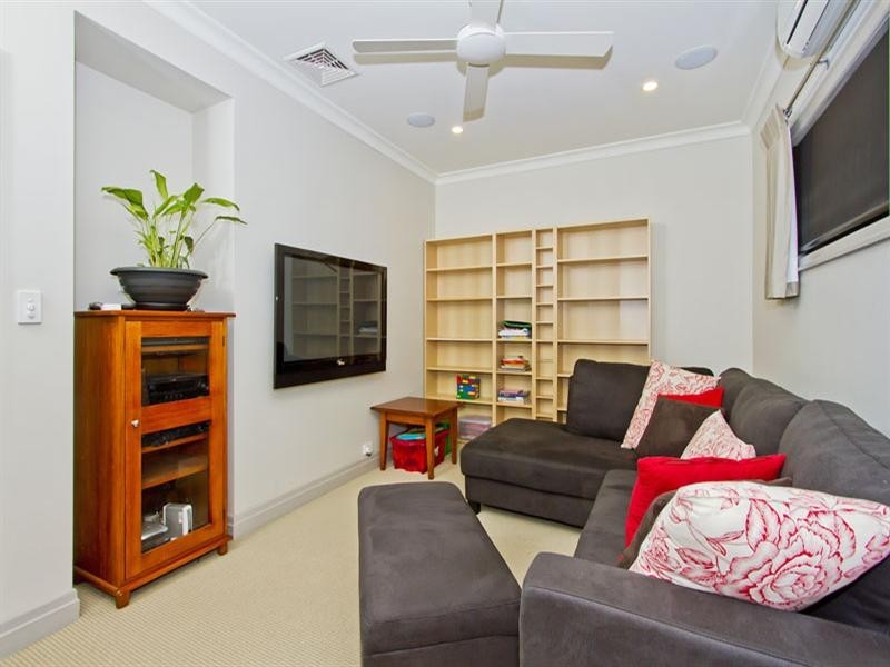121 PENINSULA Drive, Bilambil Heights NSW 2486