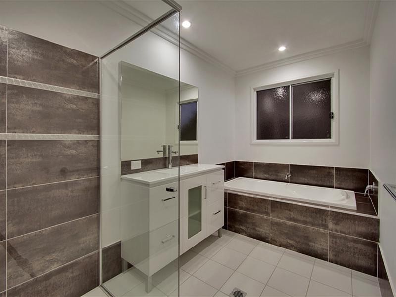 2 Westwood Street, Banora Point NSW 2486