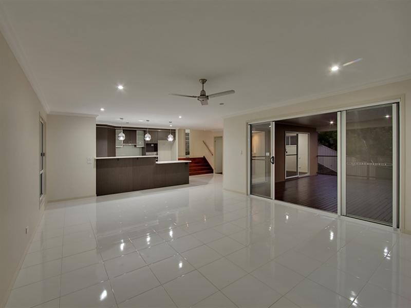 2 Westwood Street, Banora Point NSW 2486