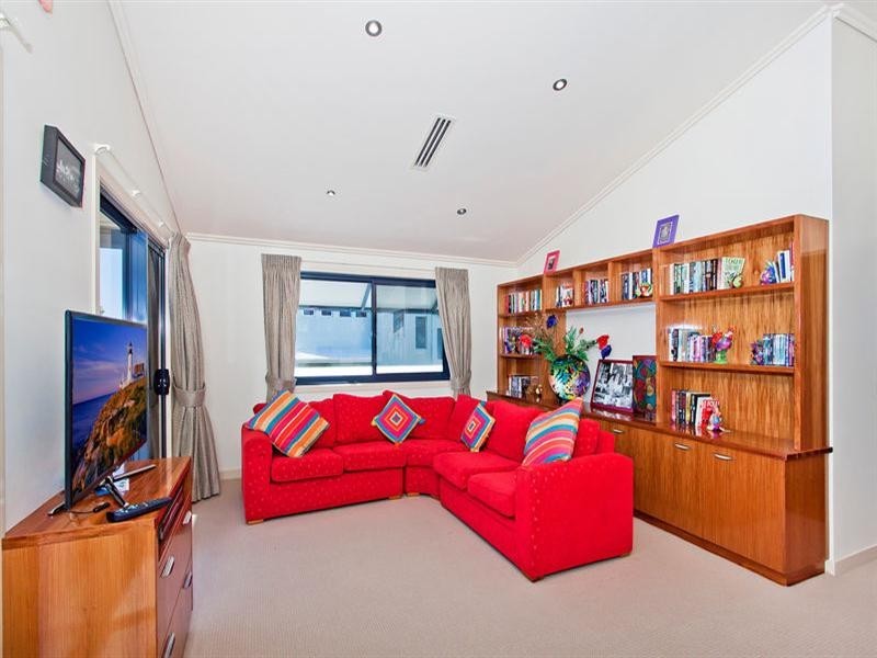 12 Hyndes Lane, Casuarina NSW 2487