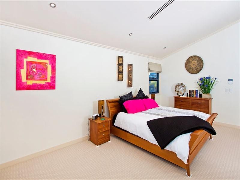 12 Hyndes Lane, Casuarina NSW 2487