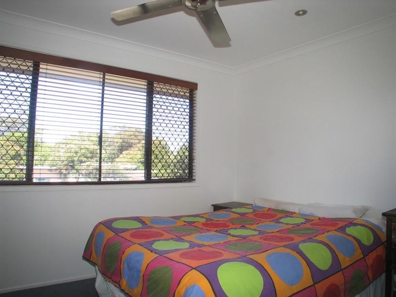 3/8 BOLTON Street, Kirra QLD 4225