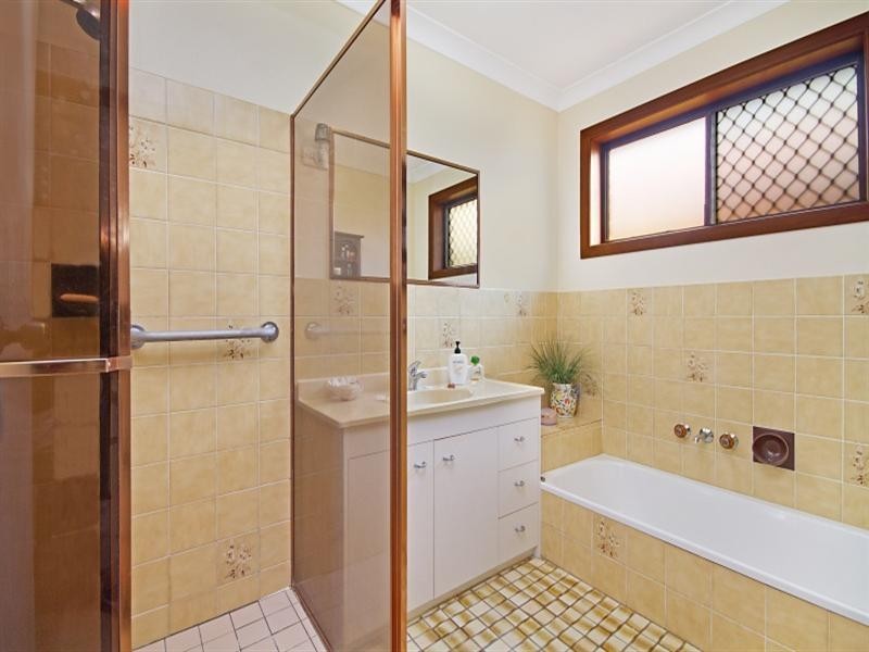 2/34 Bambaroo Crescent, Tweed Heads NSW 2485