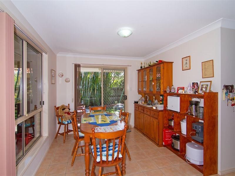 35 Riversdale Boulevard, Banora Point NSW 2486