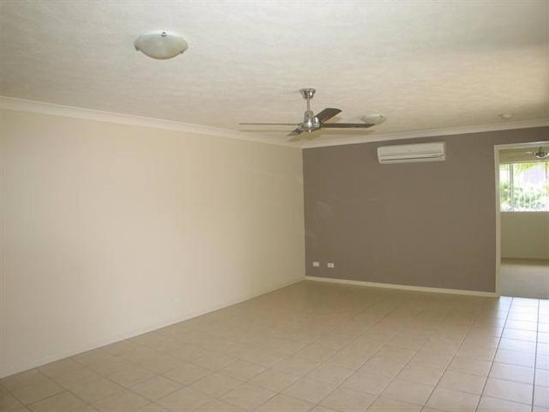 6/91 McLEAN Street, Coolangatta QLD 4225