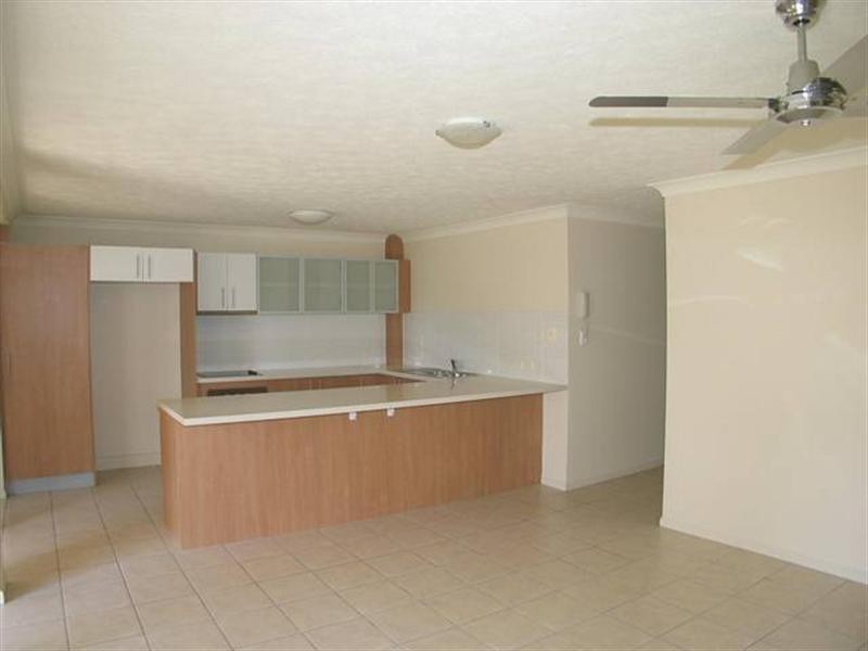 6/91 McLEAN Street, Coolangatta QLD 4225