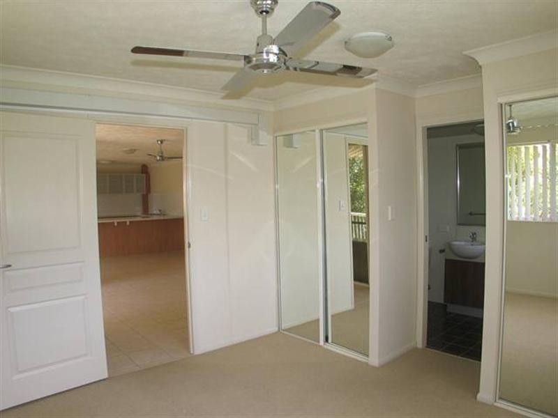 6/91 McLEAN Street, Coolangatta QLD 4225