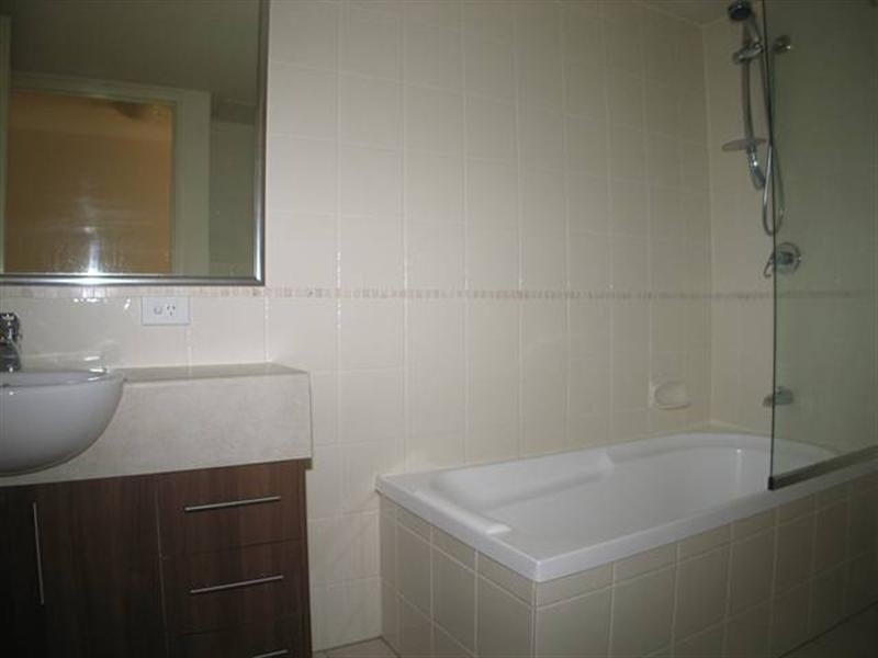 6/91 McLEAN Street, Coolangatta QLD 4225