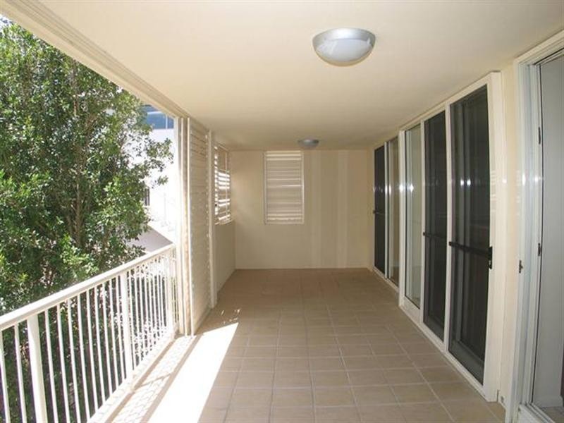 6/91 McLEAN Street, Coolangatta QLD 4225