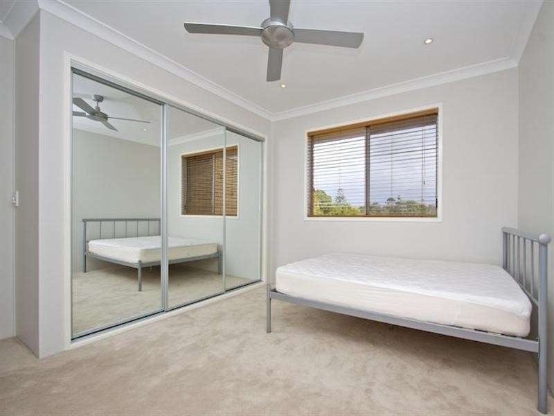 14/6-8 HAIG Street, Kirra QLD 4225