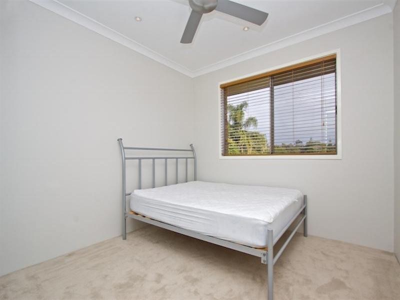 14/6-8 HAIG Street, Kirra QLD 4225