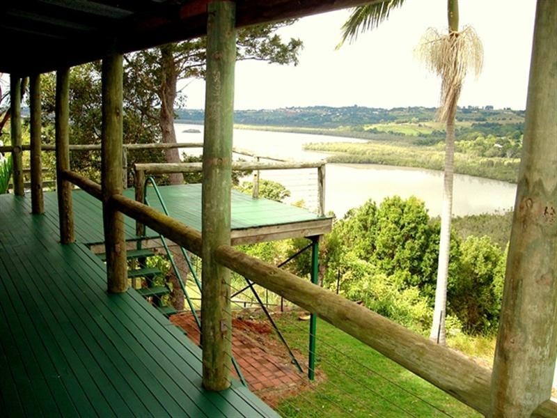 9 Broadwater Esplanade, Bilambil Heights NSW 2486