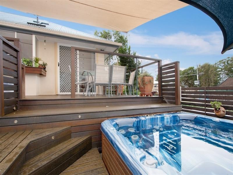 5 Acacia Street, Tweed Heads South NSW 2486