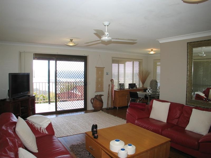 96 Hillcrest Avenue, Tweed Heads South NSW 2486