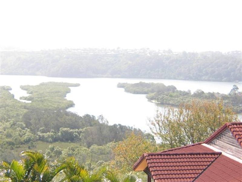 96 Hillcrest Avenue, Tweed Heads South NSW 2486