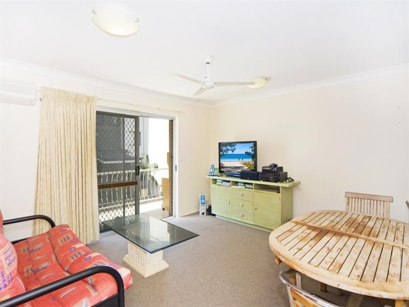 3/70 McLean Street, Coolangatta QLD 4225