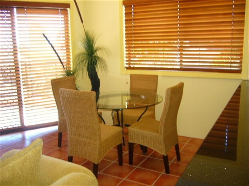 4/38-40 Tweed Street, Coolangatta QLD 4225