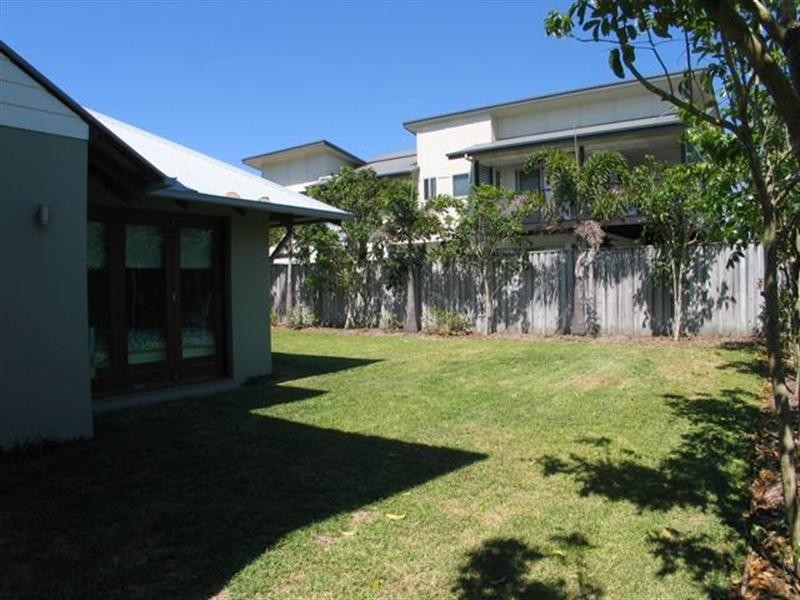 18 Beech Lane, Casuarina NSW 2487