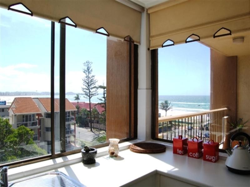 15/22 Marine Parade, Coolangatta QLD 4225