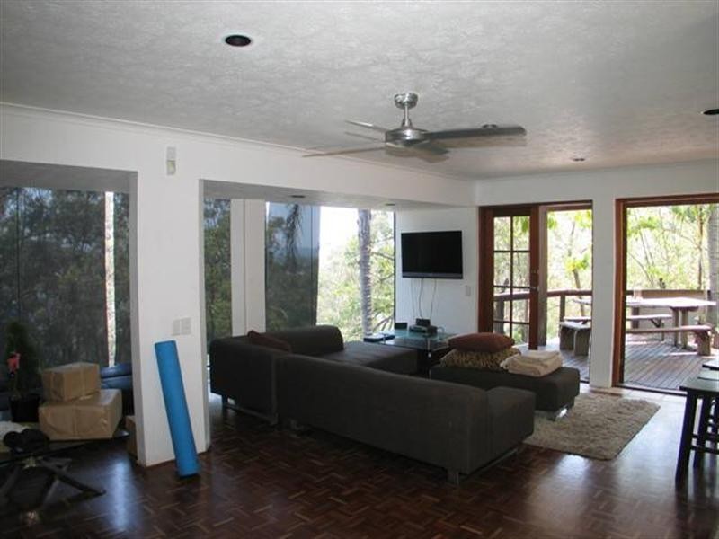 4/10 Dandaloo Drive, Currumbin QLD 4223