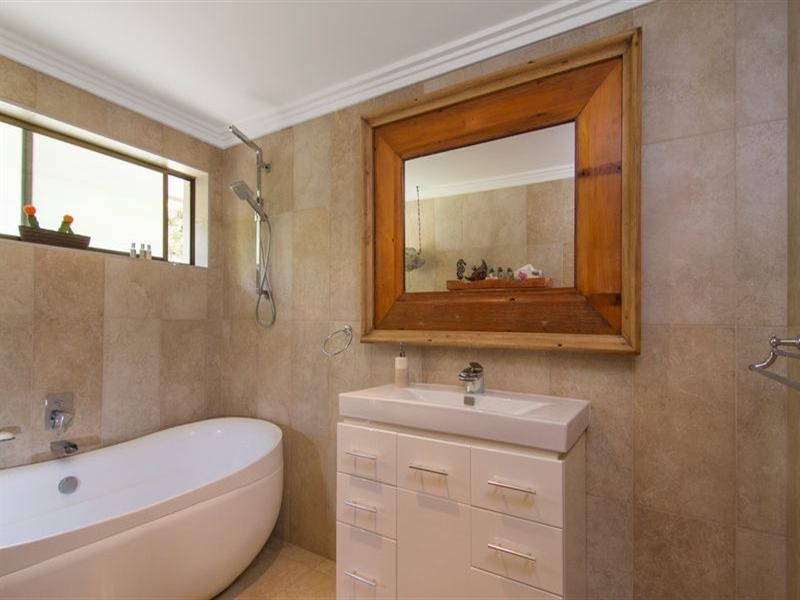 4 Fingal Road, Fingal Head NSW 2487