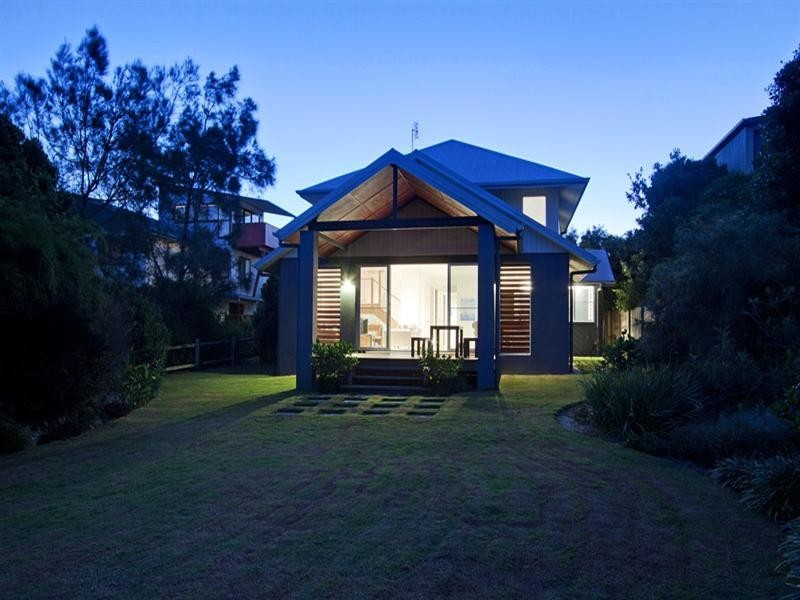 718 Casuarina Way, Casuarina NSW 2487