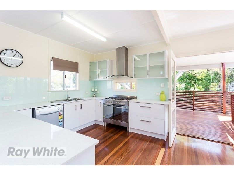 5 Lancaster Street, Coorparoo QLD 4151