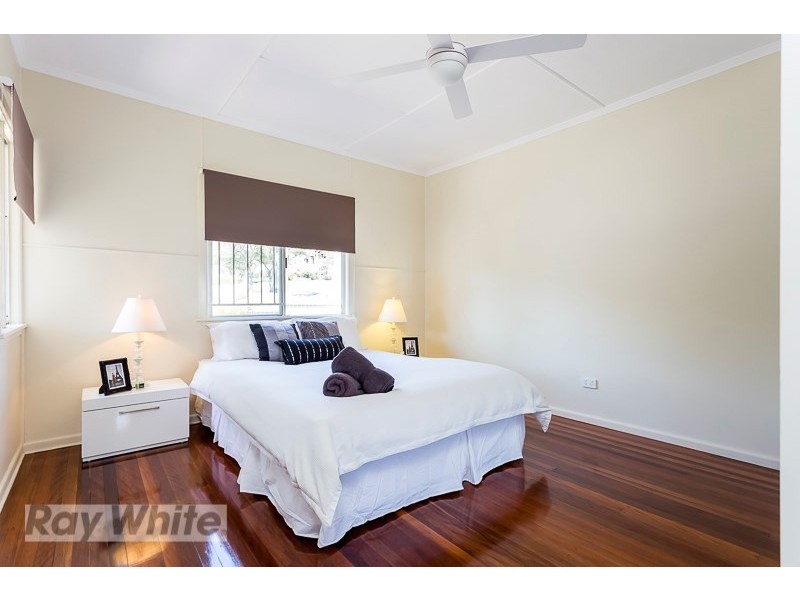5 Lancaster Street, Coorparoo QLD 4151