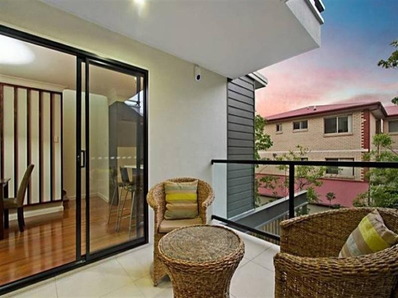 3/9 Haig Street, Coorparoo QLD 4151