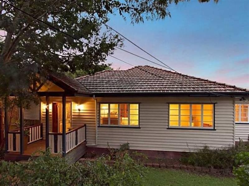 21 Paxton Street, Holland Park QLD 4121