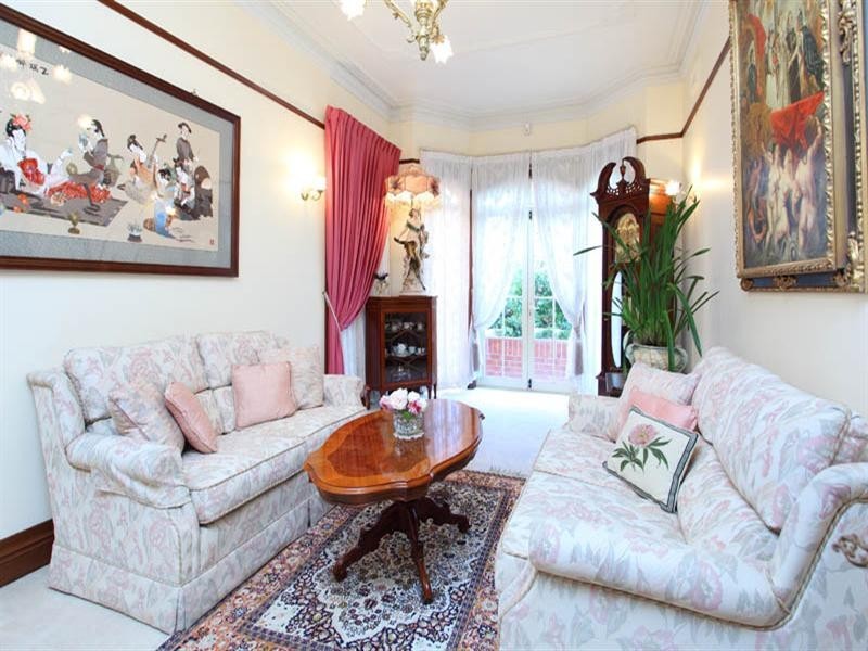 160 Wynnum Road, Norman Park QLD 4170