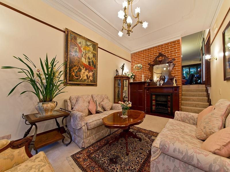 160 Wynnum Road, Norman Park QLD 4170