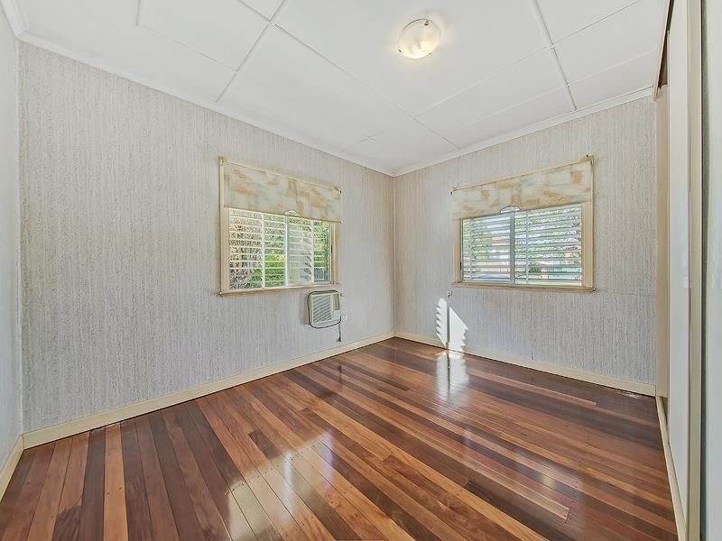 25 Blackwood Avenue, Cannon Hill QLD 4170