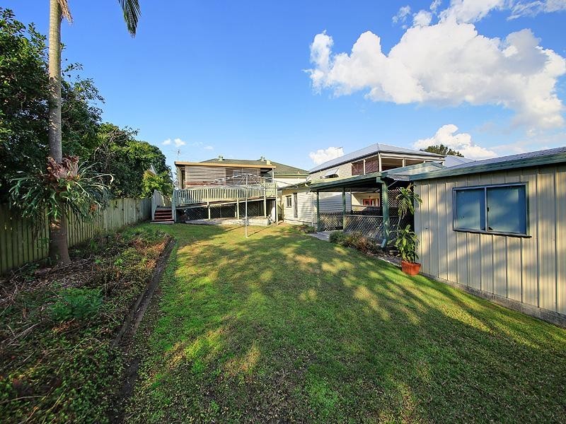 25 Blackwood Avenue, Cannon Hill QLD 4170