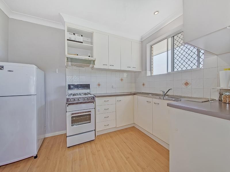 1/33 Thomas Street, Greenslopes QLD 4120