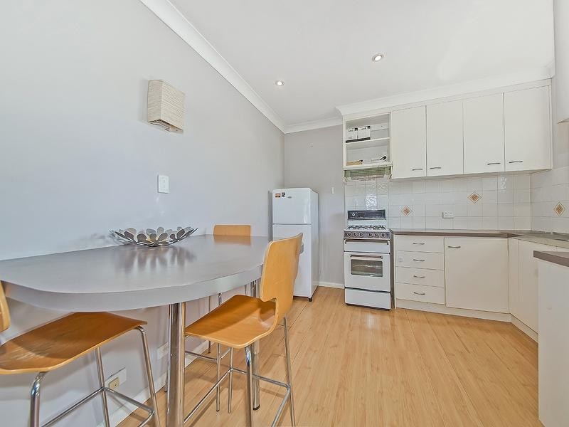 1/33 Thomas Street, Greenslopes QLD 4120