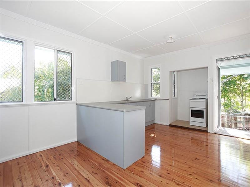 2 Nightingale Street, Mount Gravatt East QLD 4122