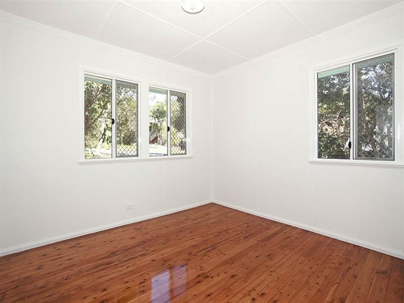 2 Nightingale Street, Mount Gravatt East QLD 4122