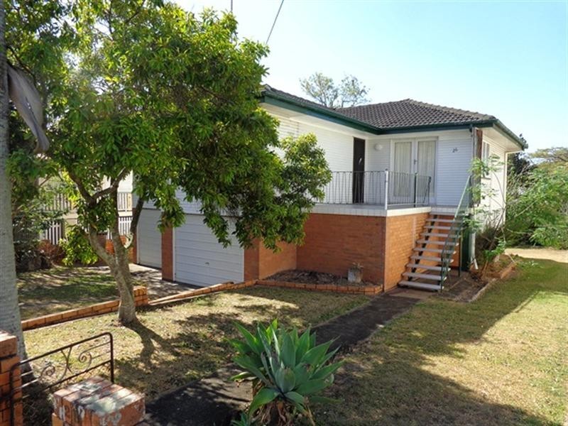 26 McIlwraith Avenue, Norman Park QLD 4170