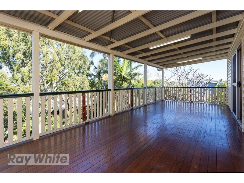 11 Howard Street, Coorparoo QLD 4151