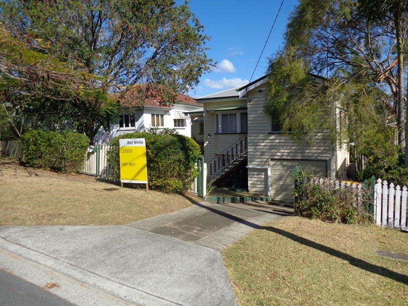 11 Howard Street, Coorparoo QLD 4151