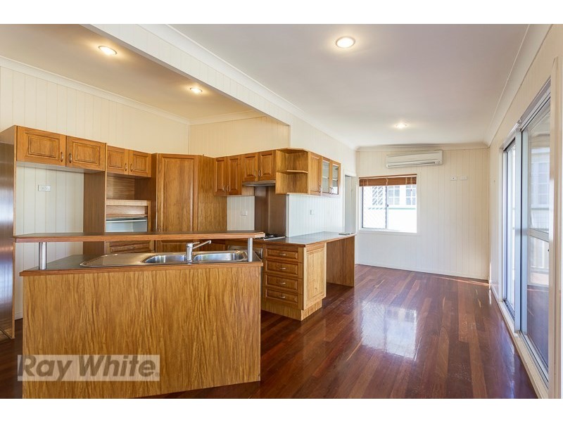 11 Howard Street, Coorparoo QLD 4151