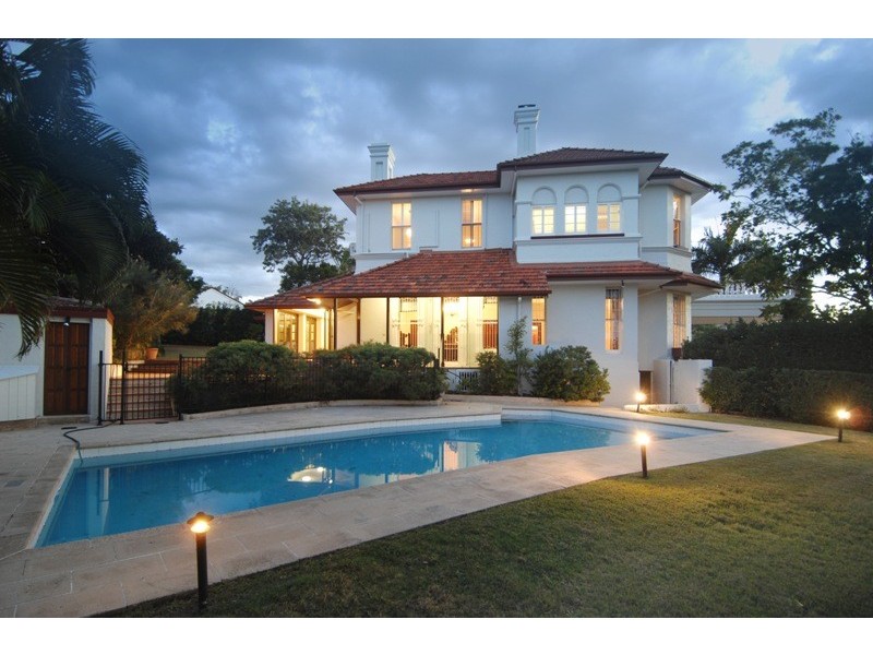 86 Princess Street, Camp Hill QLD 4152