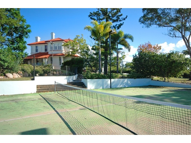 86 Princess Street, Camp Hill QLD 4152