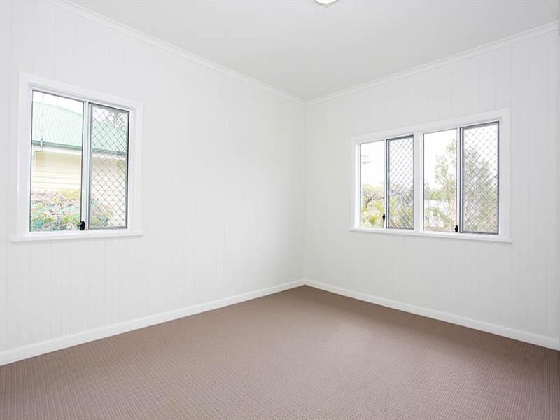 177 Beddoes Street, Holland Park QLD 4121